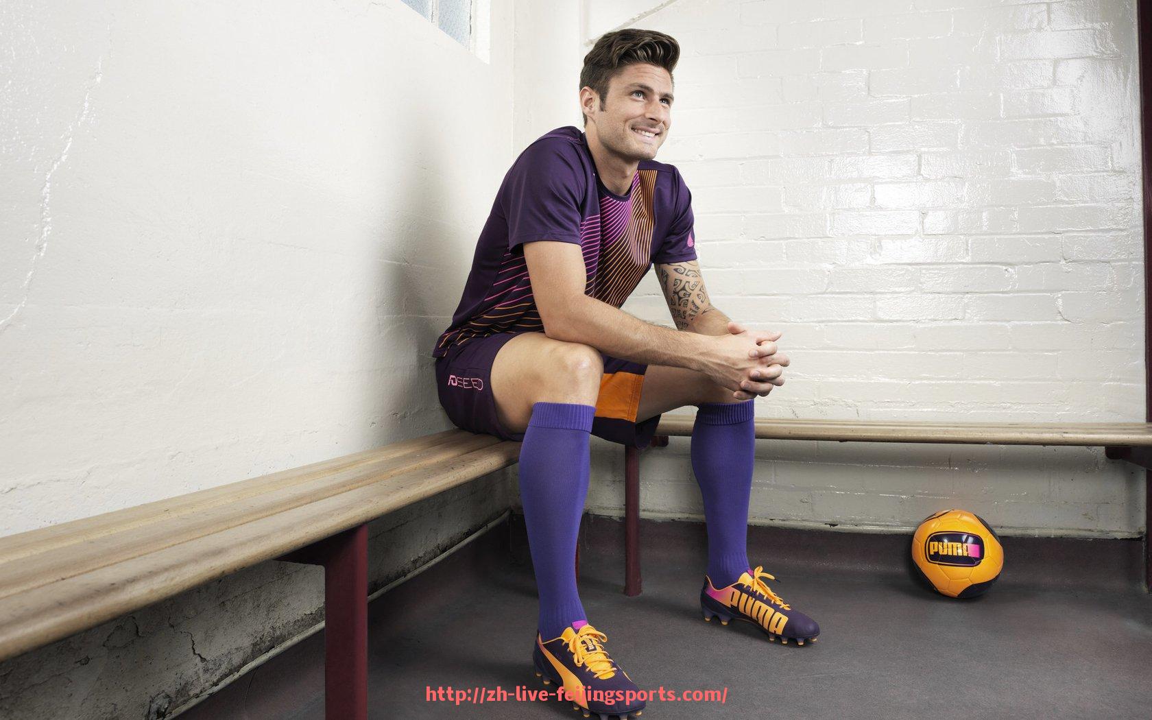 飞鲸体育直播-世俱杯球队球衣设计创新案例的分析与未来发展方向